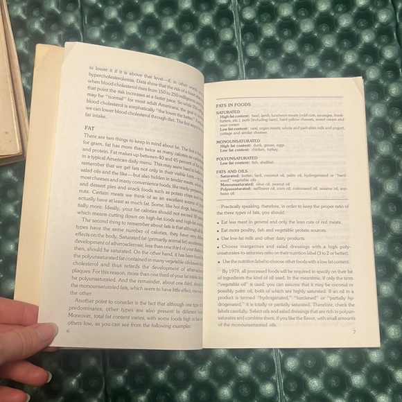 1966 Weight Watchers cook books and heart healthy recipes - Picture 14 of 15